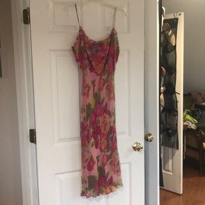 Super sweet spring/summer dress.